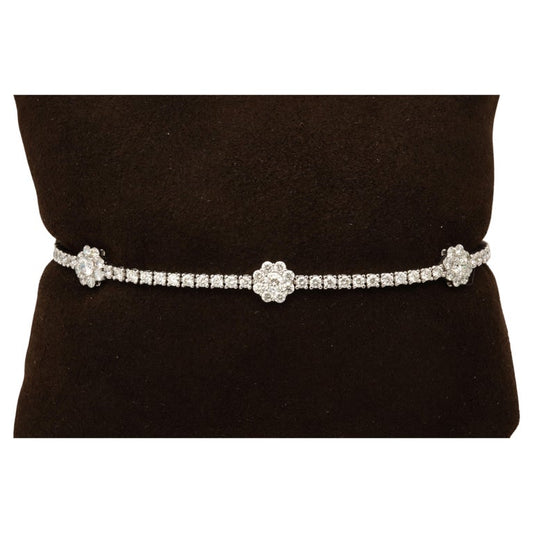 https://a.1stdibscdn.com/flower-diamond-tennis-bracelet-for-sale/j_415/j_216140721705596491426/j_21614072_1705596493836_bg_processed.jpg?width=768